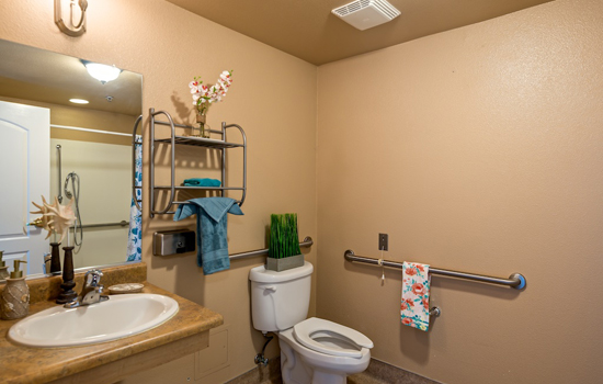 19_2325StPaulsWay_019 Wash Room - The Gardens of Modesto